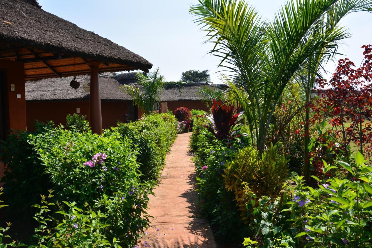 Red Earth Kabini Begūr Εξωτερικό φωτογραφία