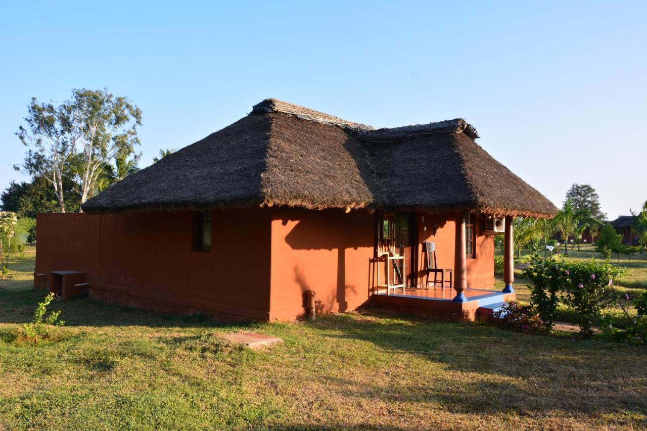 Red Earth Kabini Begūr Εξωτερικό φωτογραφία